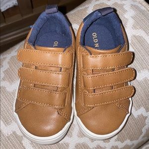 Old Navy Brown Toddler shoes